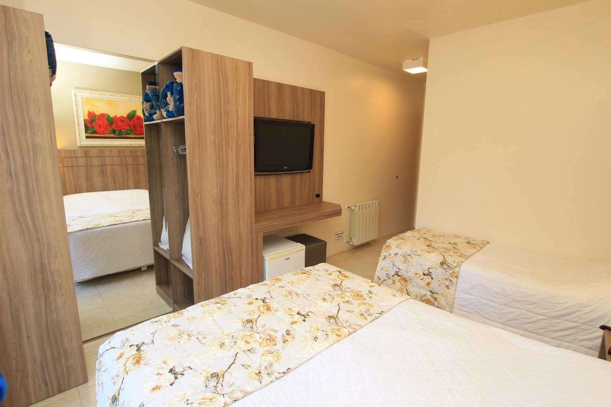 Pousada Aguia Branca Gramado Kamer foto